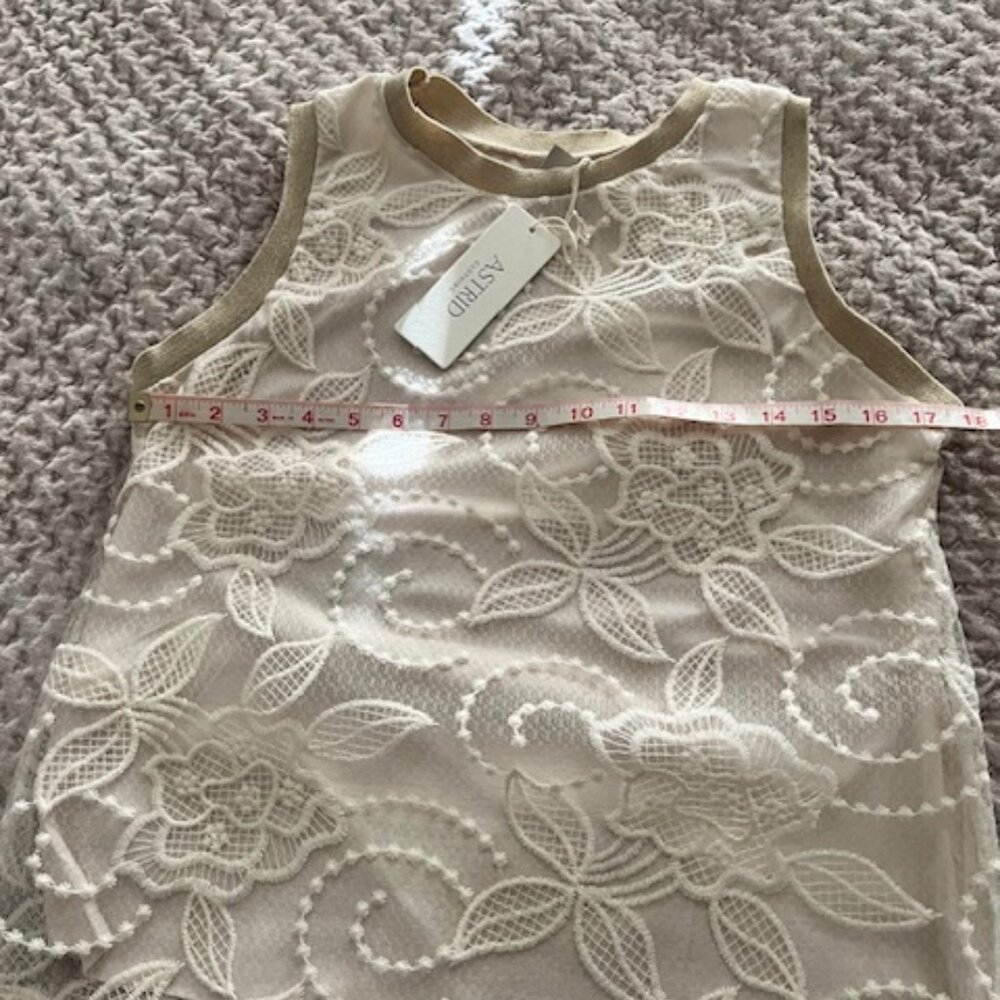 Astrid Textured Shell Top - Size Small - Picture 4 of 8